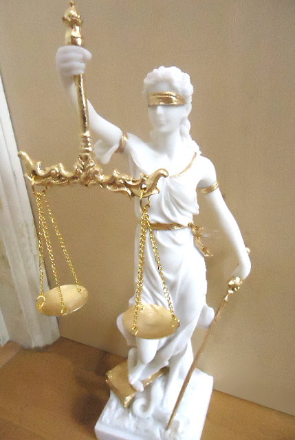 正义の女神テミス雕像 大理石风キャスト雕刻/; 法律の正义を象徴する